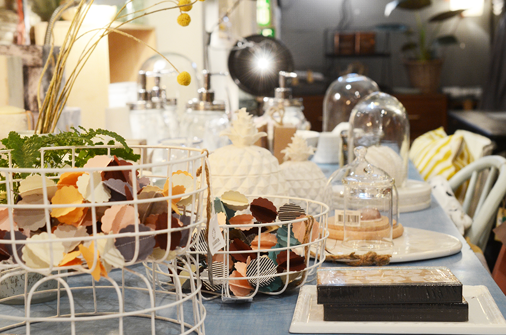 boutique les fleurs décoration rue trousseau paris 