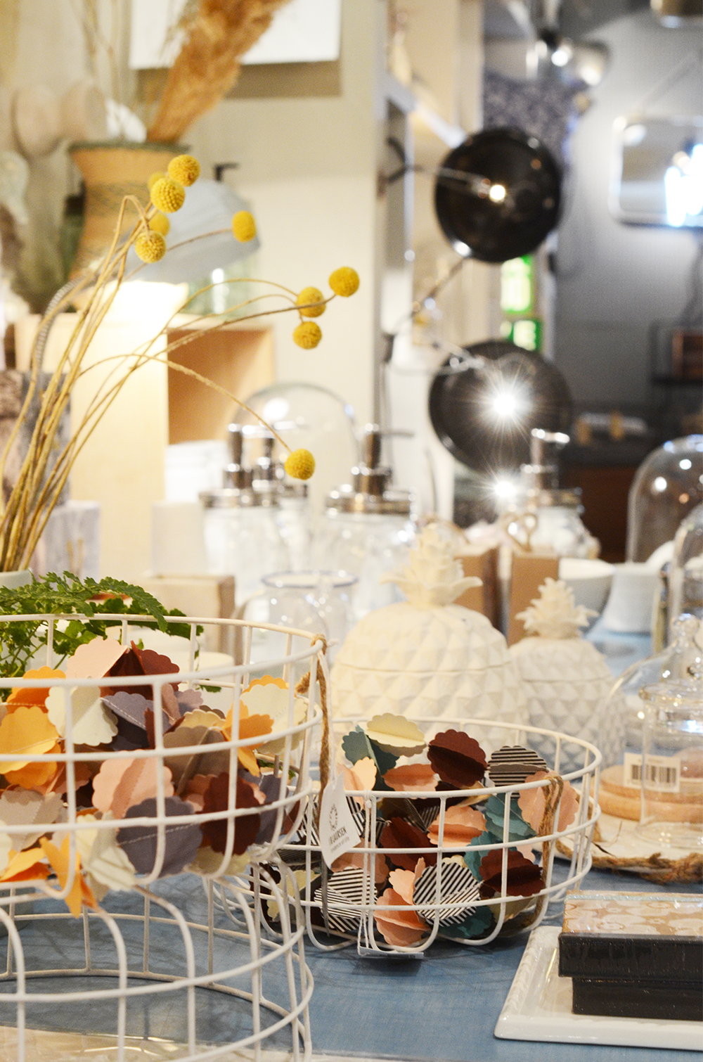 boutique les fleurs décoration rue trousseau paris 